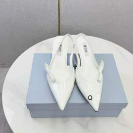 Picture of Prada Shoes _SKUPradasz35-40Y052119248
